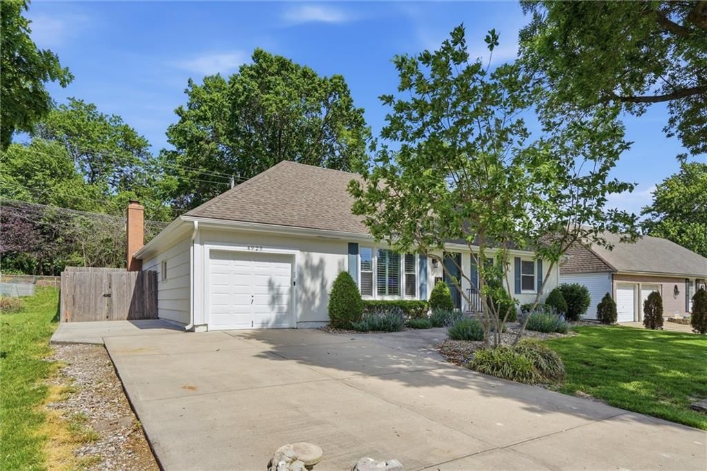4929 N Cleveland Avenue — photo 43