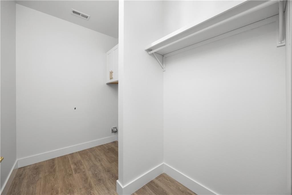 617 Catalpa Street — photo 25