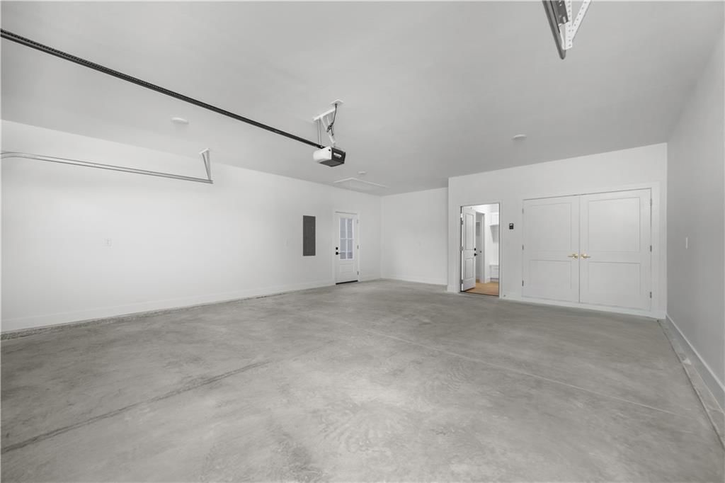 617 Catalpa Street — photo 28