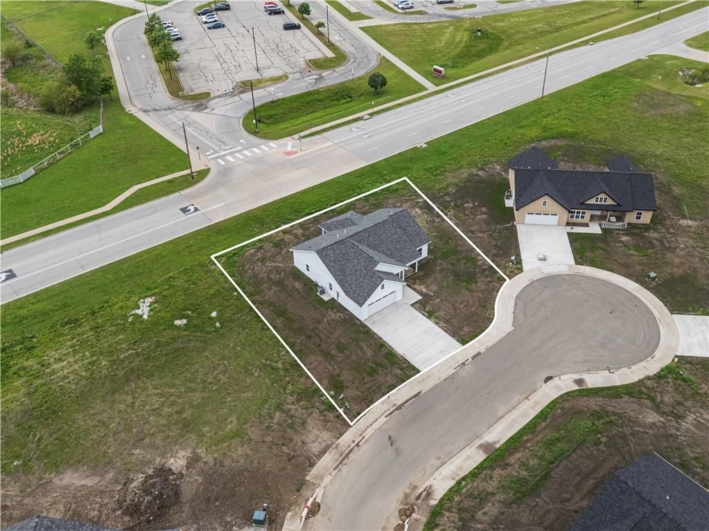 617 Catalpa Street — photo 31