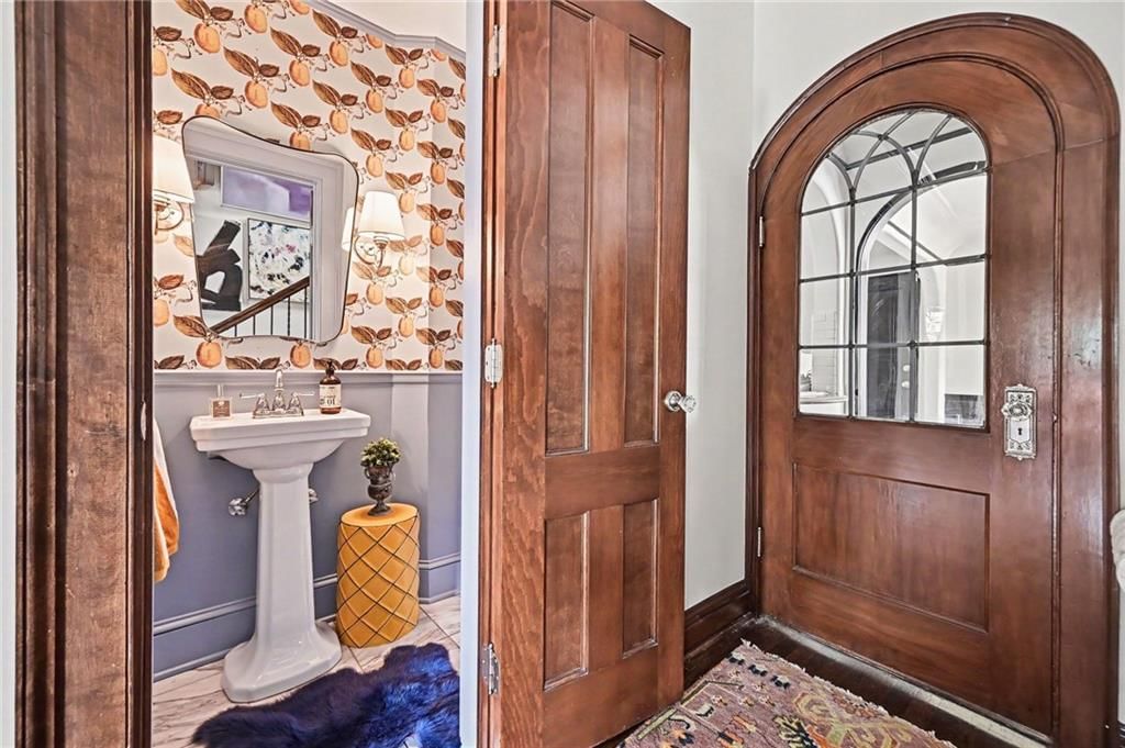 804 W 63rd Street — photo 15