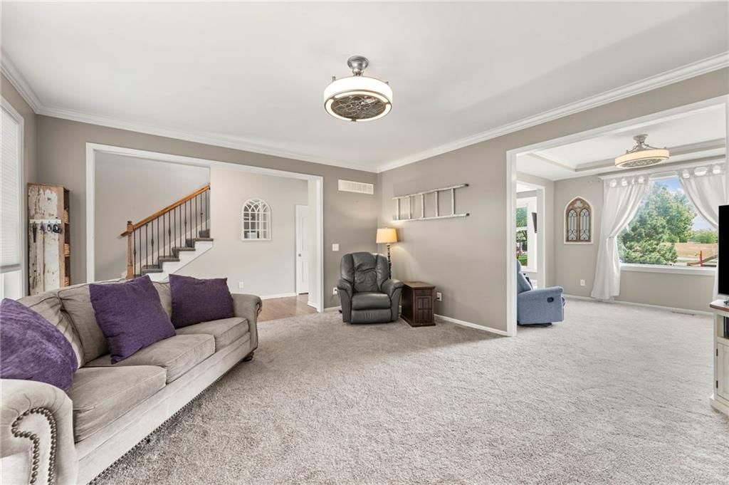 2183 W Elm Street — photo 5