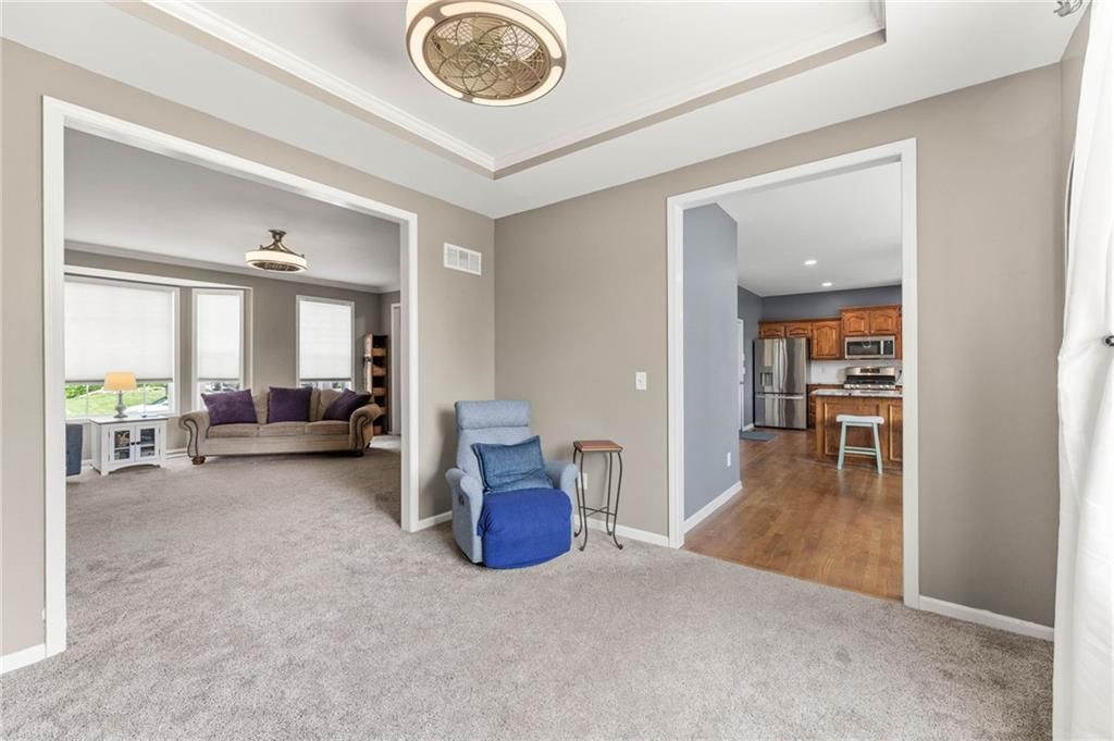 2183 W Elm Street — photo 7