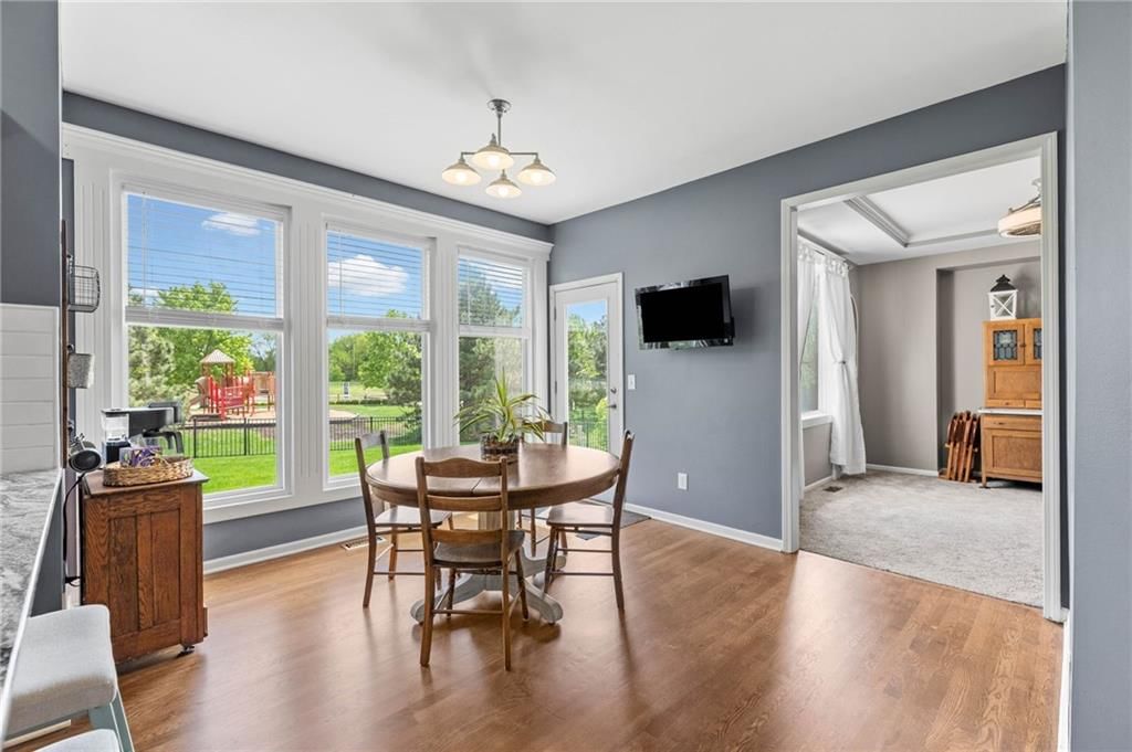 2183 W Elm Street — photo 10
