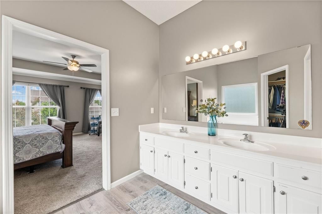 2183 W Elm Street — photo 23