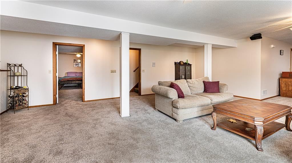 204 SE Carolina Drive — photo 27
