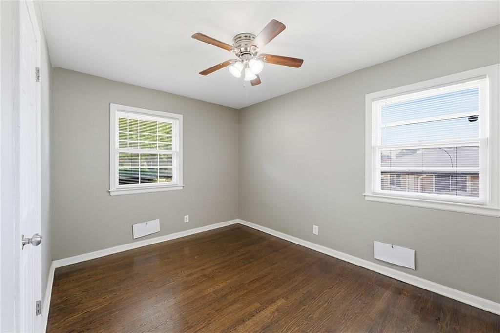 10114 White Avenue — photo 11