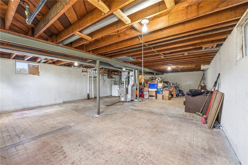 10114 White Avenue — photo 16