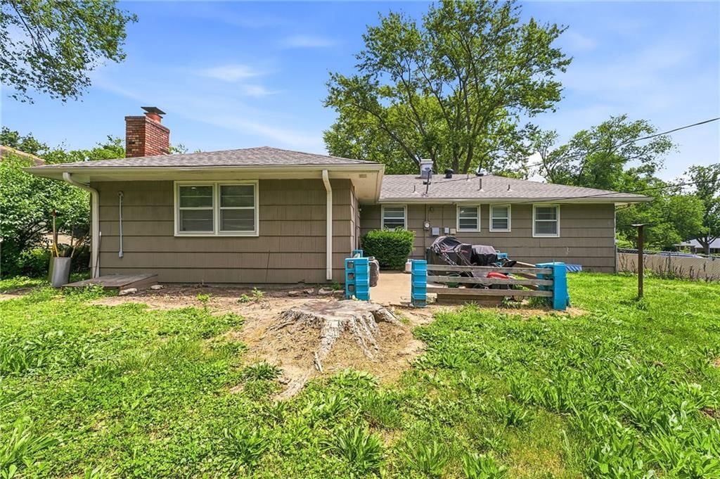 10114 White Avenue — photo 17