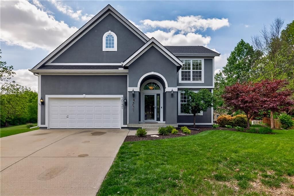 10131 Redbud Lane, Lenexa, KS