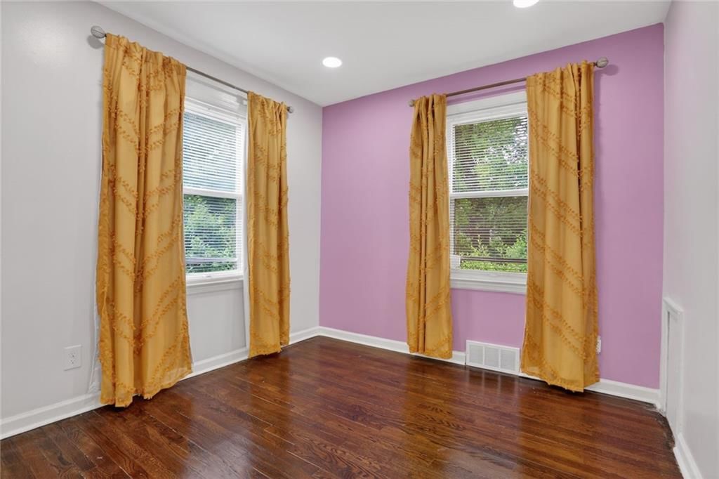 7914 W 60th Street — photo 10