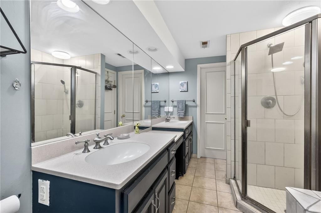 7209 N Woodland Avenue — photo 36