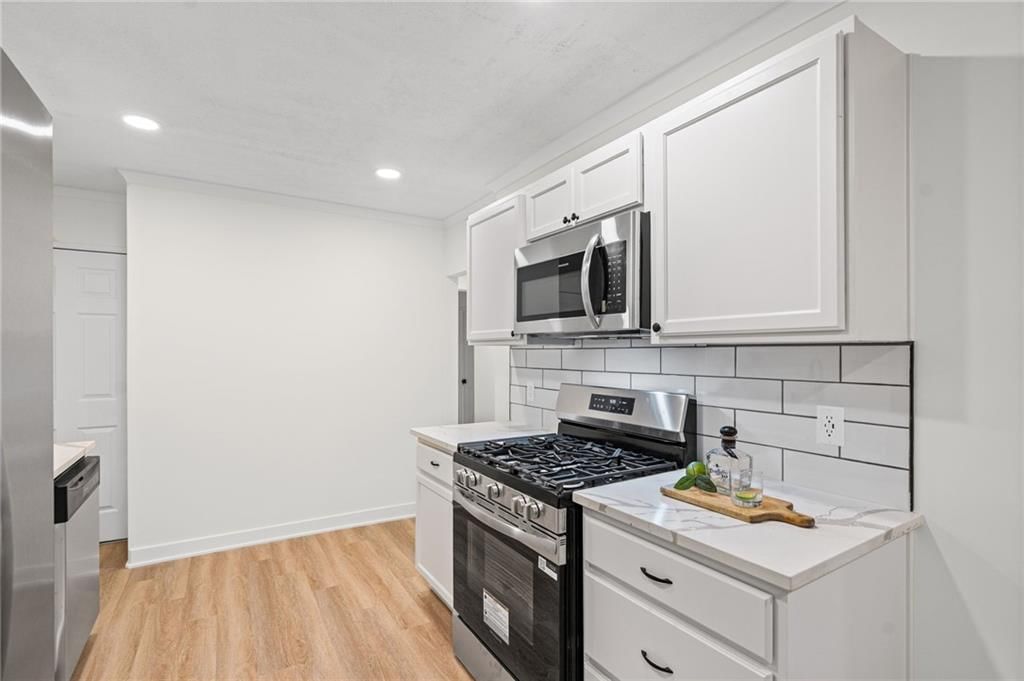 7615 Terrace Street — photo 11