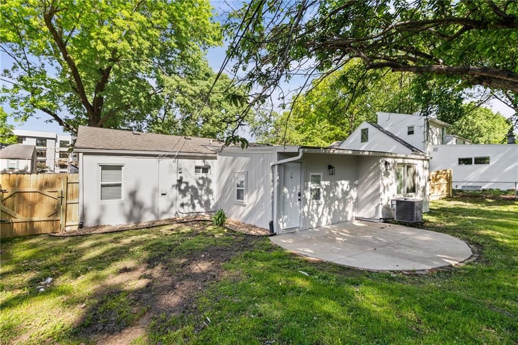 7615 Terrace Street — photo 25