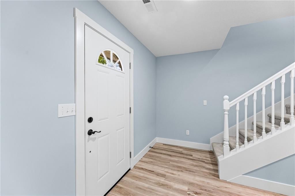 213 Red Jacket Street — photo 4