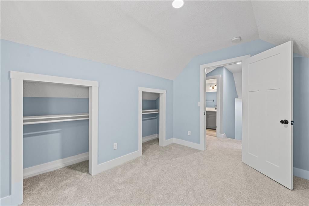 213 Red Jacket Street — photo 20