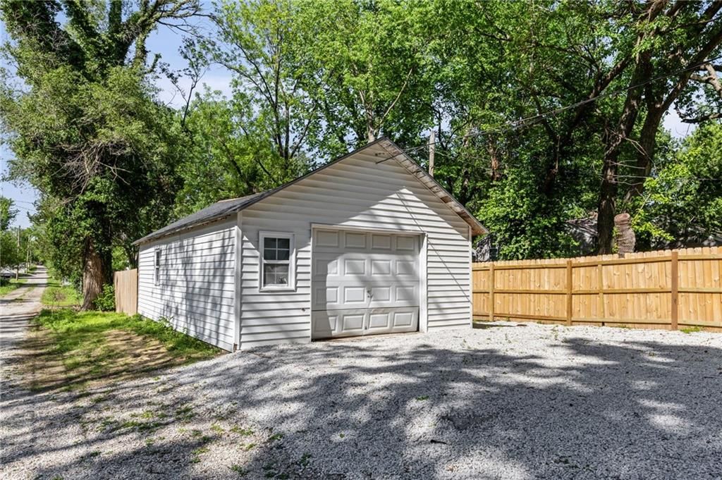 213 Red Jacket Street — photo 28