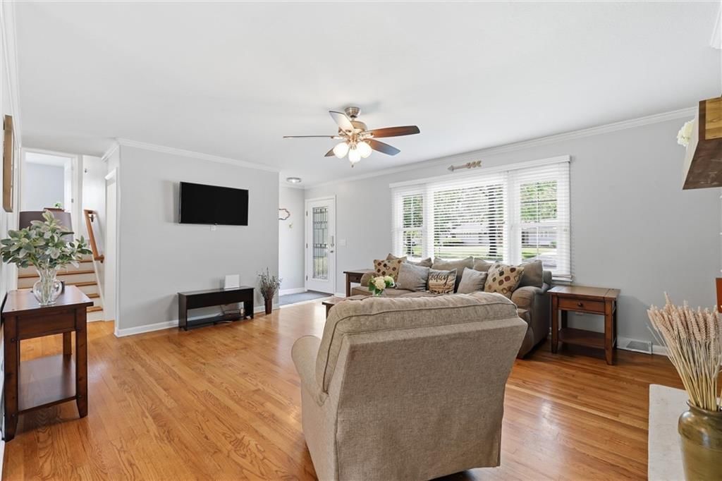 306 W 114th Street — photo 9
