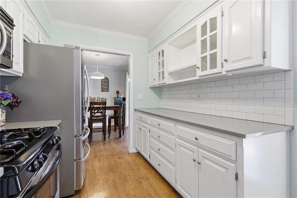 306 W 114th Street — photo 12