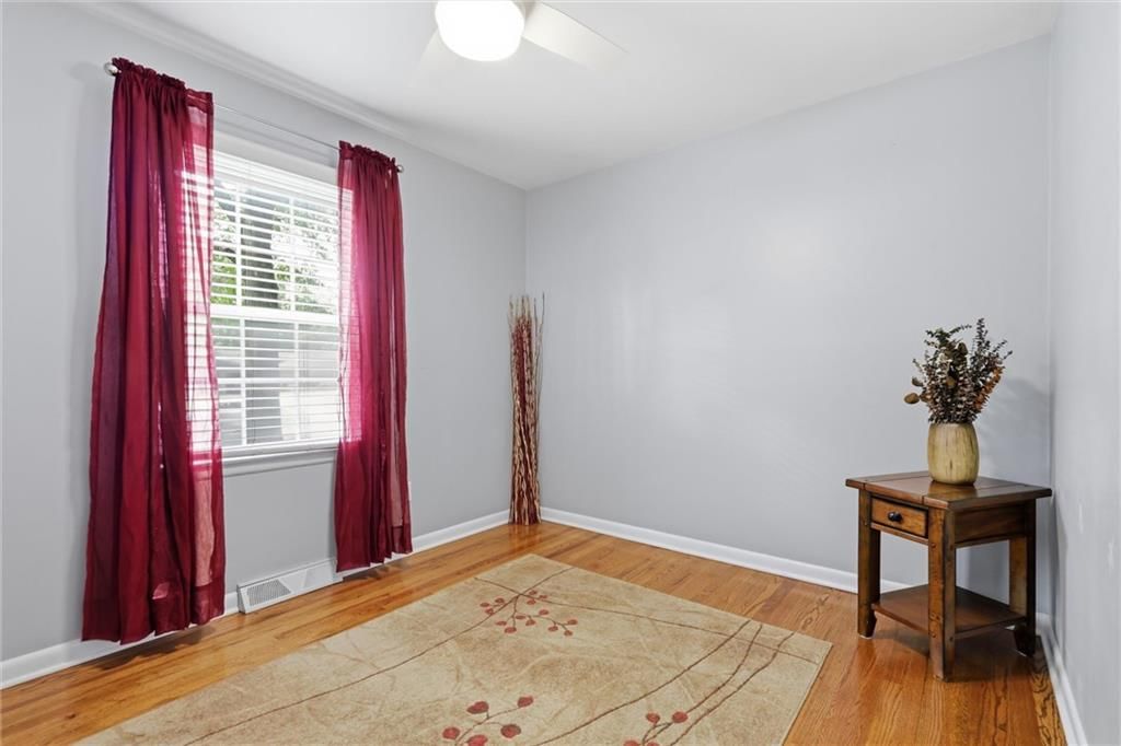 306 W 114th Street — photo 18
