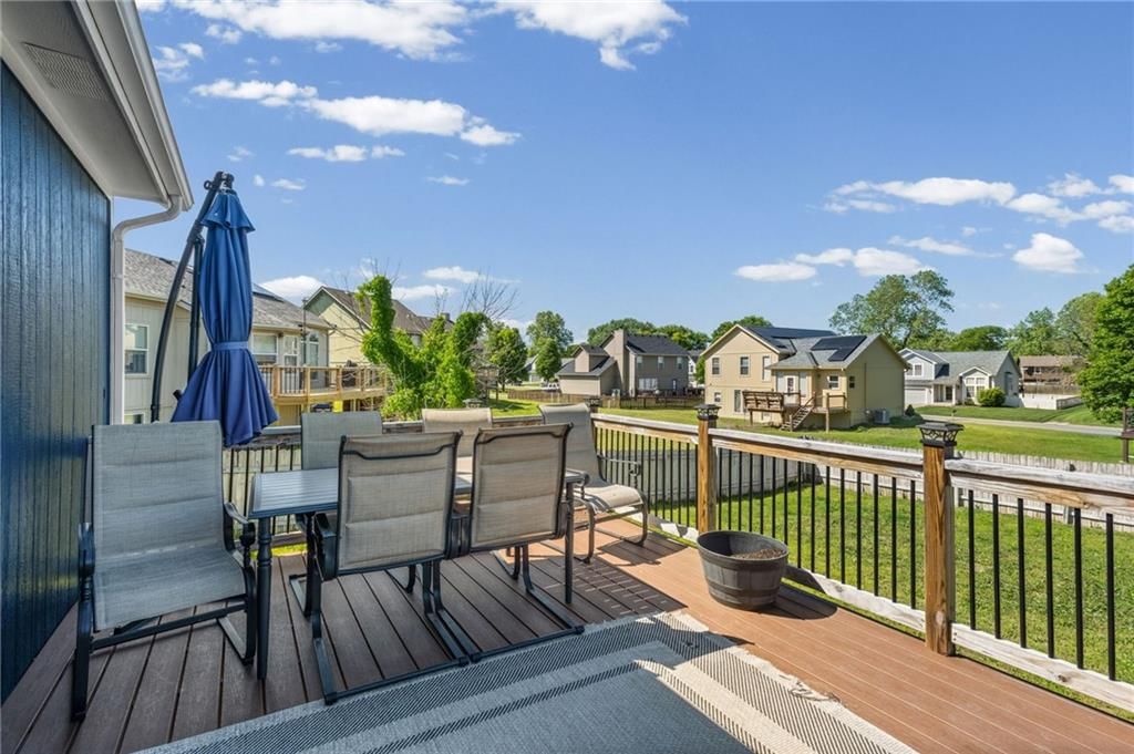 651 River Drive — photo 32