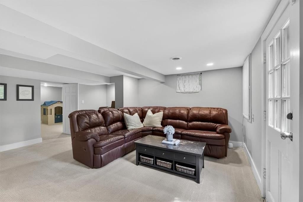8332 Overbrook Road — photo 30
