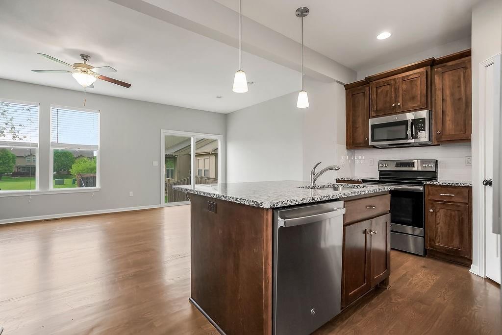 708 W Shawnee Court — photo 4