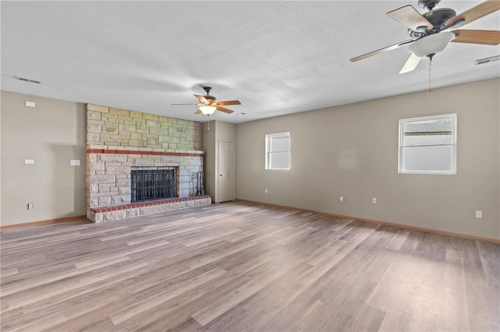 17237 W Highway — photo 14