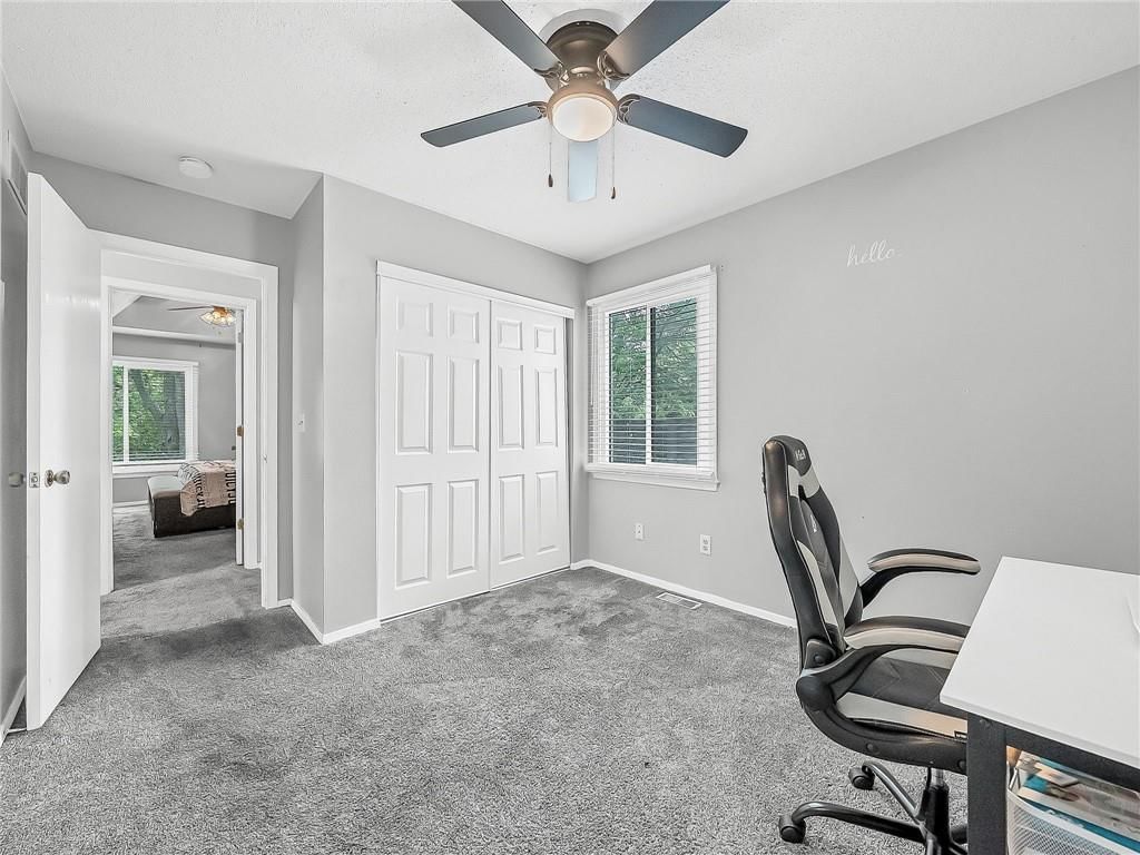 10078 N LOCUST Street — photo 15