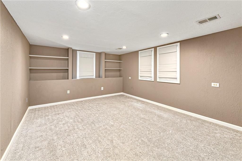 603 S Hamilton Circle — photo 26