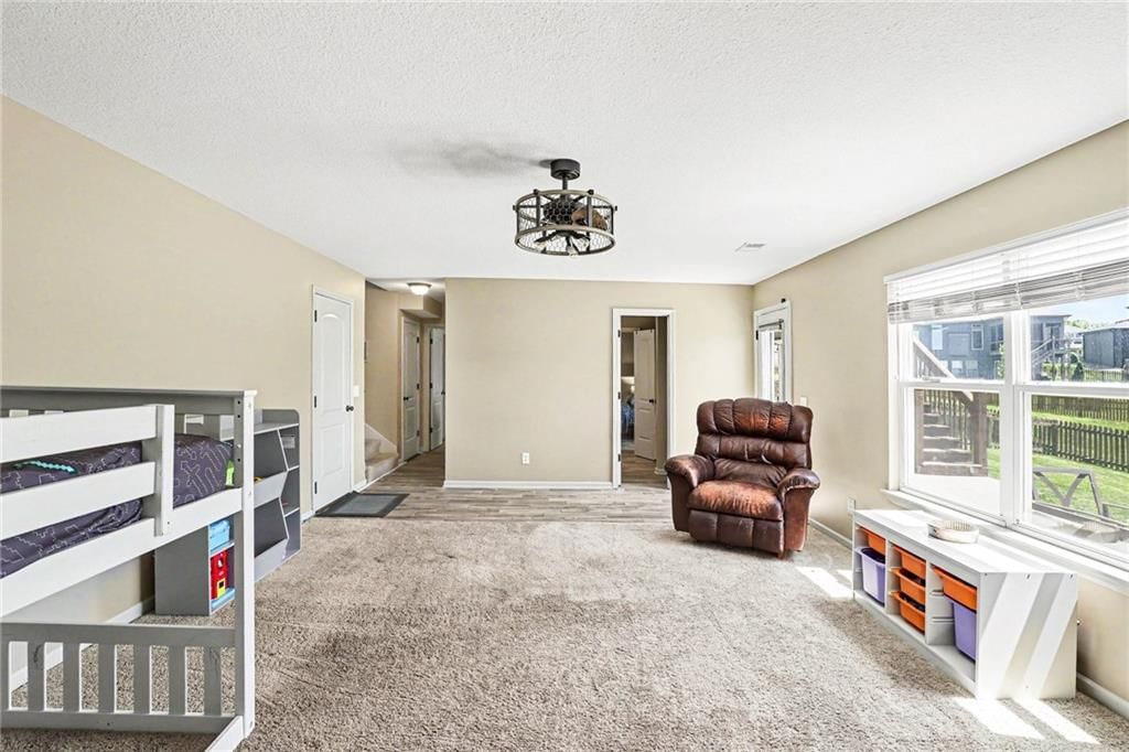 9901 N Farley Avenue — photo 24