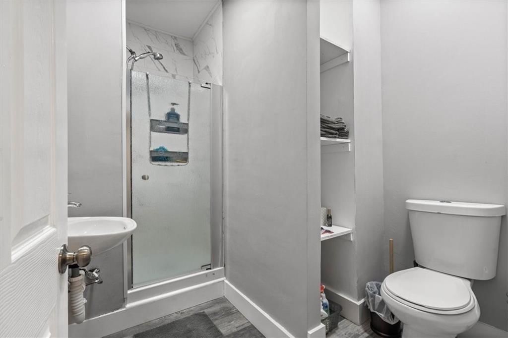 920 S Main Avenue — photo 21