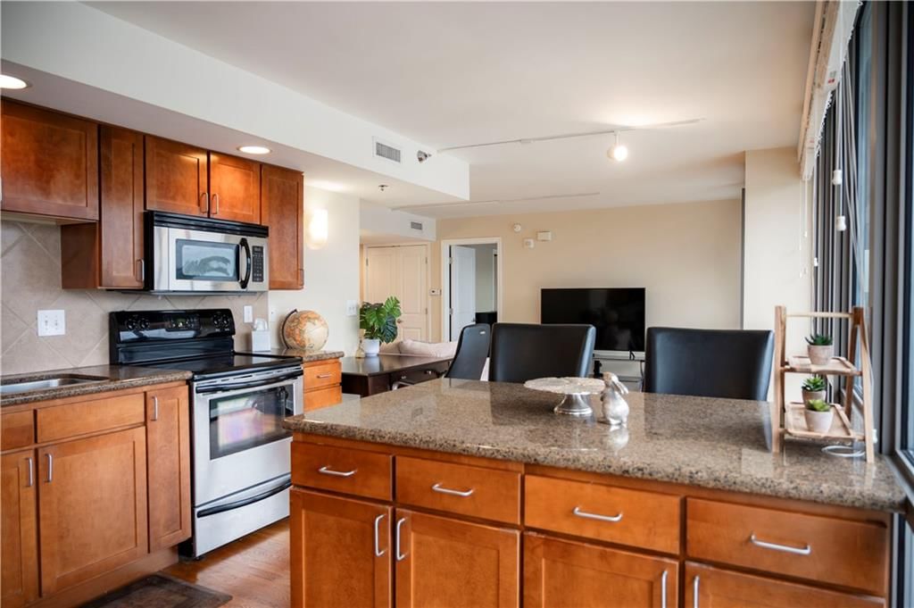 600 E Admiral Boulevard — photo 12