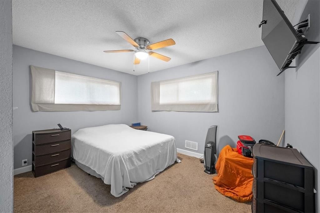 10711 Ewing Drive — photo 6