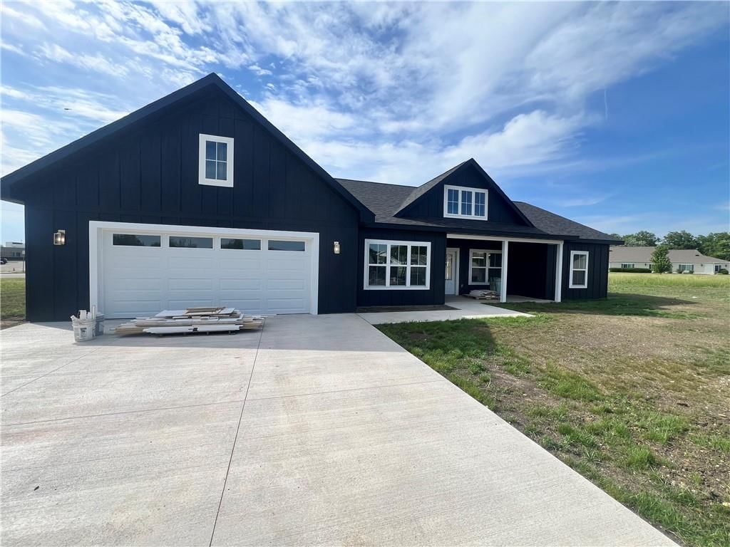 621 Catalpa Street — photo 3