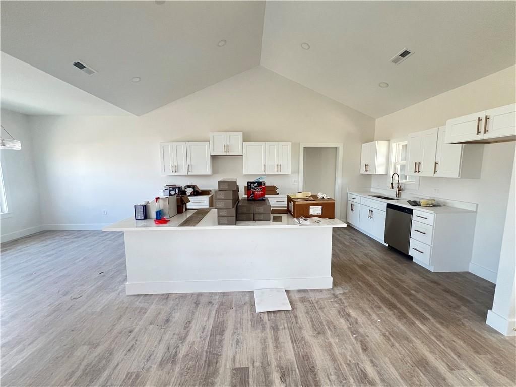 621 Catalpa Street — photo 4