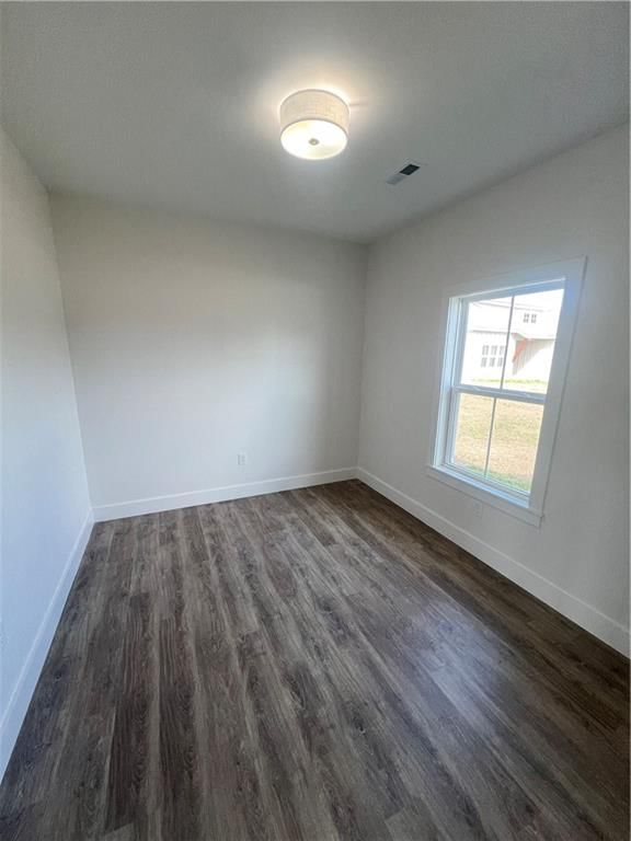621 Catalpa Street — photo 7