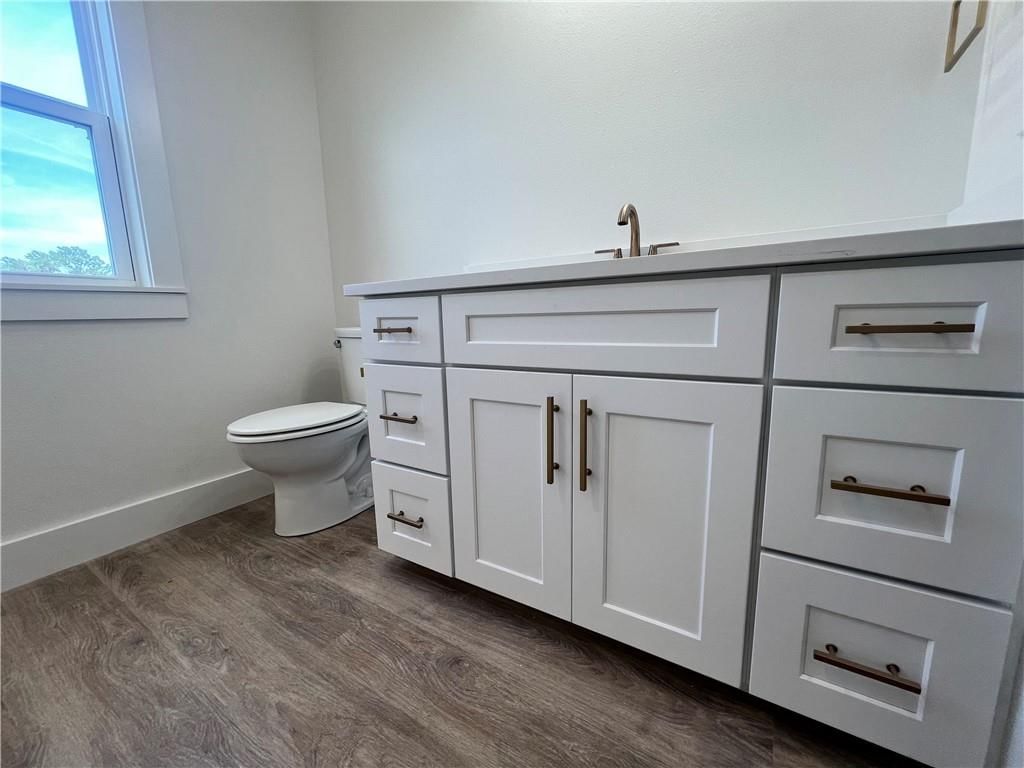 621 Catalpa Street — photo 13