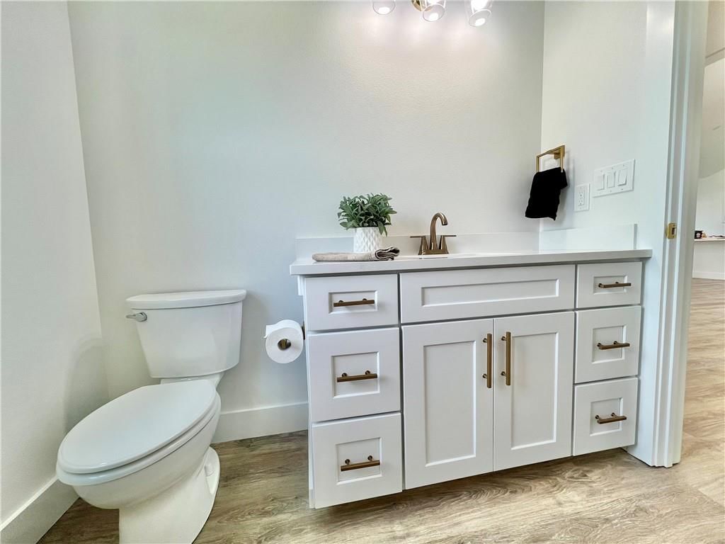 621 Catalpa Street — photo 21