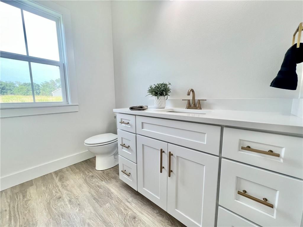 621 Catalpa Street — photo 34