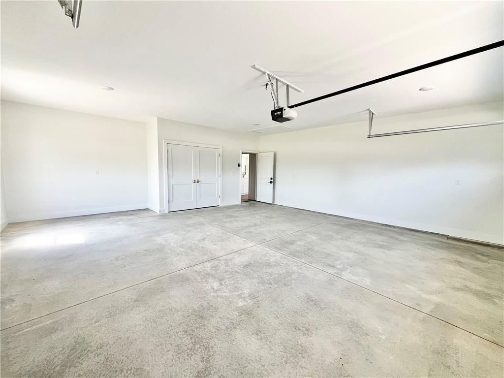 621 Catalpa Street — photo 40