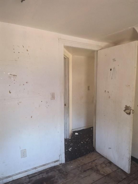 5247 Brookwood Avenue — photo 38