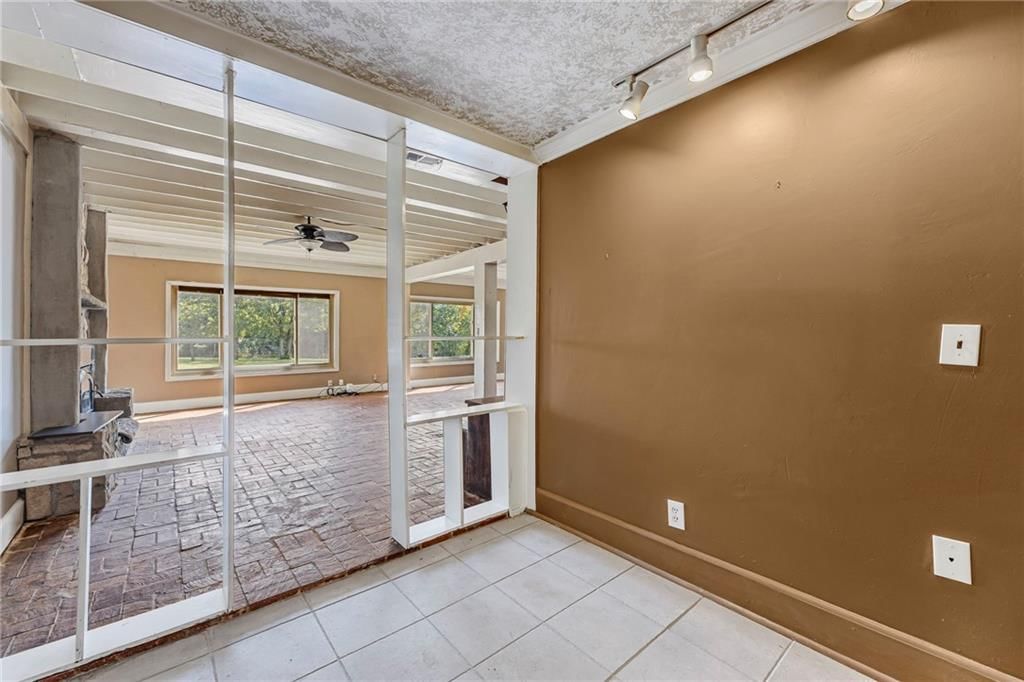 24510 Hospital Drive — photo 41
