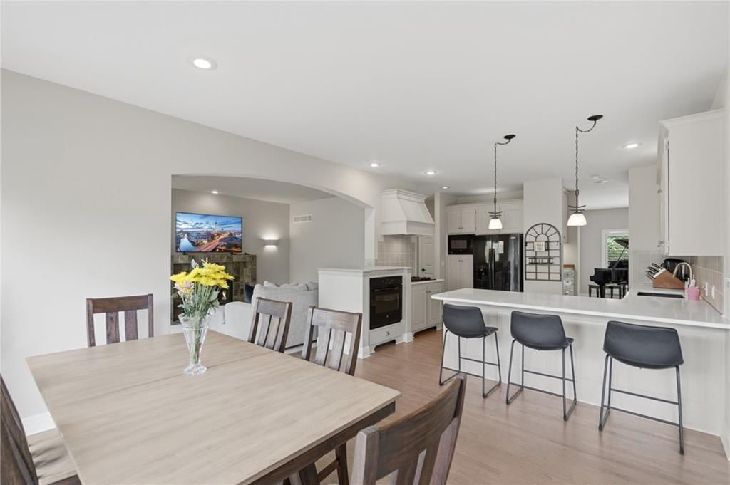 8011 Parkview Drive — photo 15