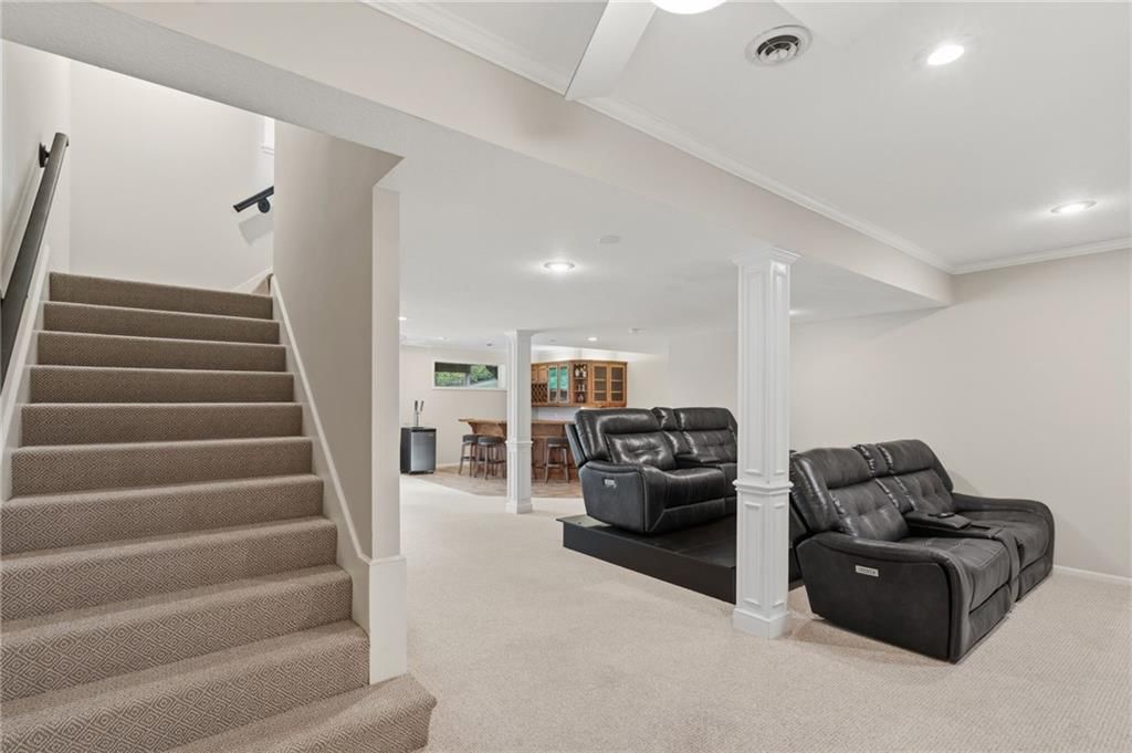 8011 Parkview Drive — photo 45