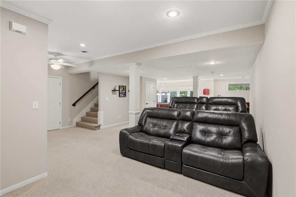 8011 Parkview Drive — photo 46