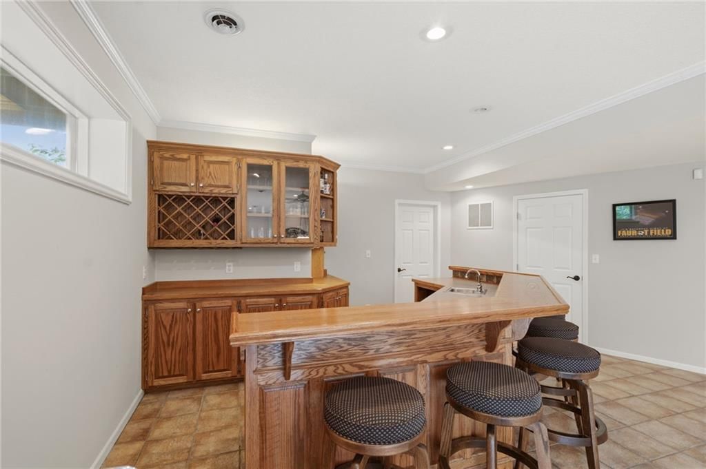 8011 Parkview Drive — photo 48