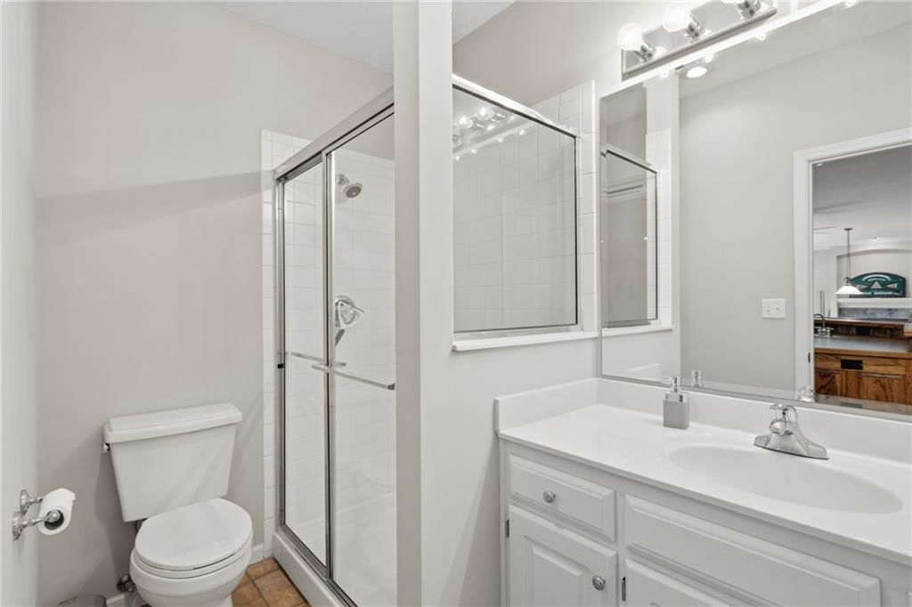 8011 Parkview Drive — photo 56