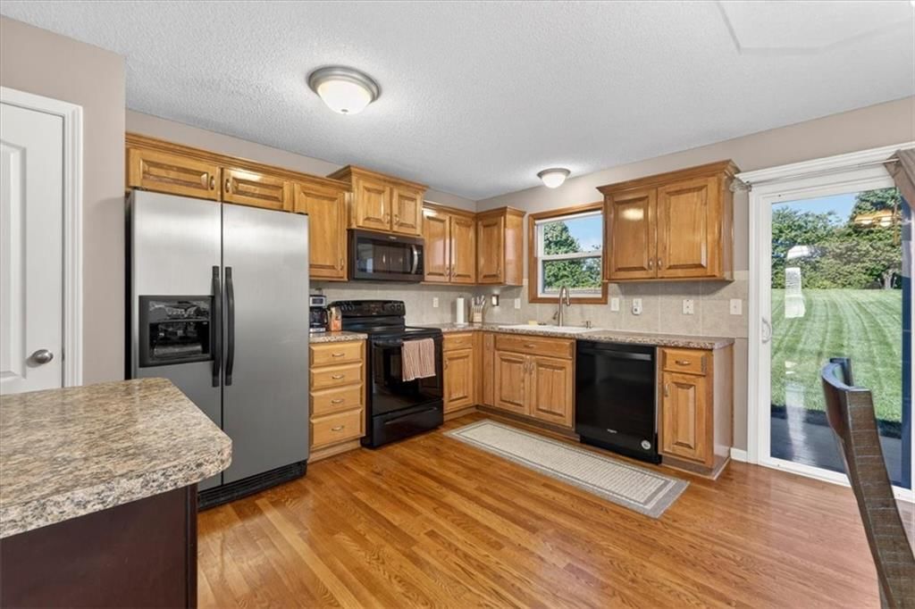 11326 N Ewing Avenue — photo 7