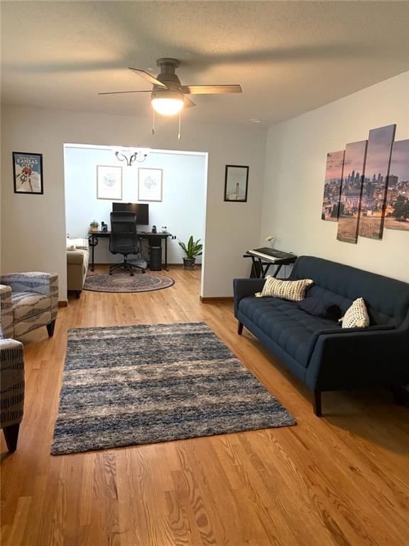 3504 NE 60th Street — photo 5